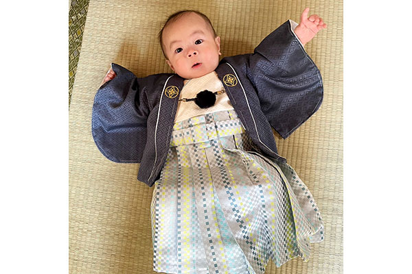 男の子用 ベビー着物 羽織袴セット（グレー）
